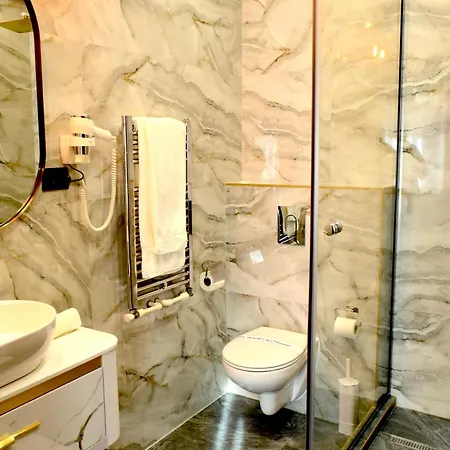 5 Continents Otel 4*