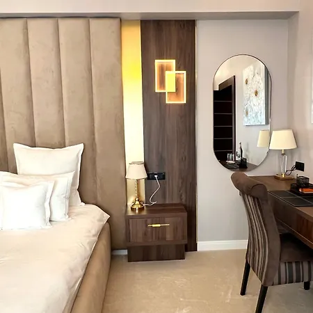 5 Continents 4* Крайова