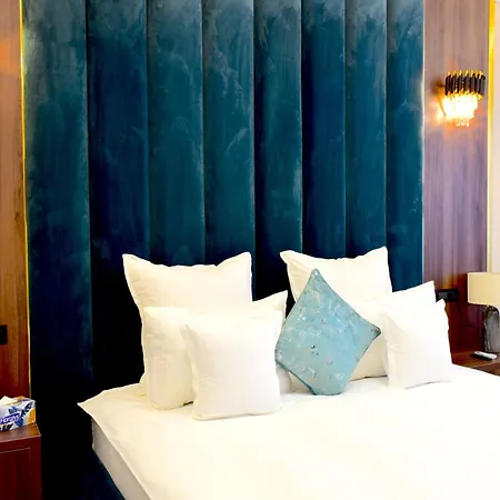 Hotel 5 Continents