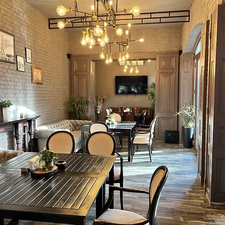 Отель 5 Continents Крайова