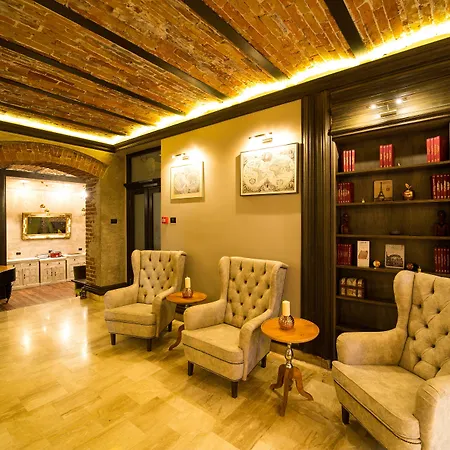 Hotel 5 Continents 4*