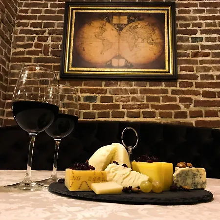 5 Continents Hotel 4*