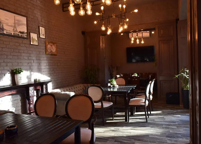 5 Continents Hotel 4*